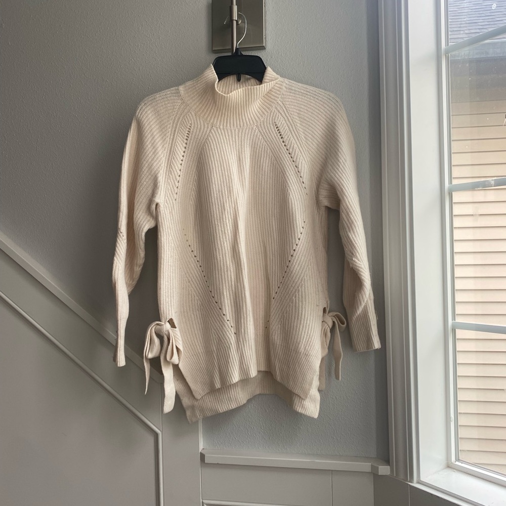 Rebecca tailor cream knit sweater
